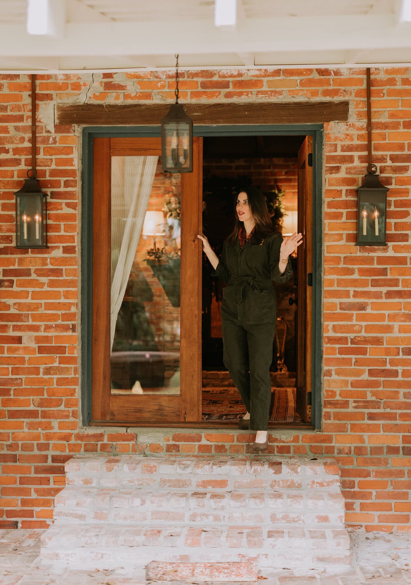 Lauren Buckholtz at Perla Fine Wallcoverings Showroom on historic Mississippi River property
